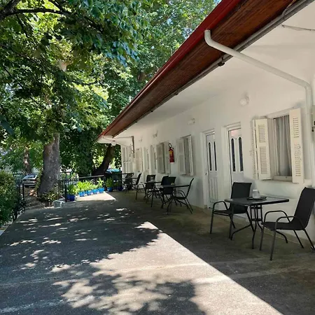 Avli Lägenhetshotell *